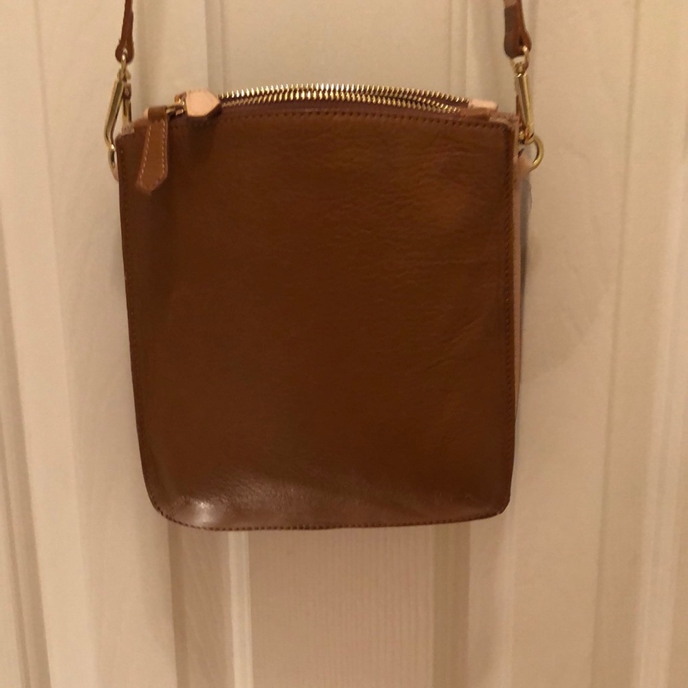 NWOT Elisabetta Yang leather Crossbody